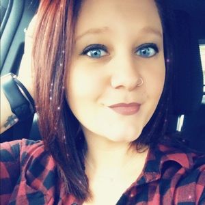 Meet your Posher, Alisha